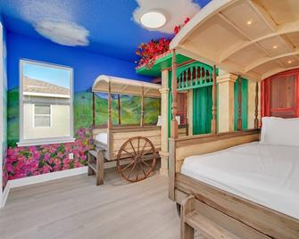 Adventure Abode - Orlando - Soverom