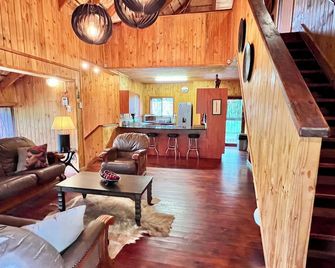 Kruger Kumba - Mugwenzi - Marloth Park - Wohnzimmer