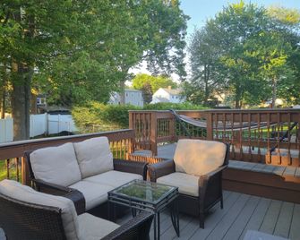 Upper-Level Oasis- Ideal for 2026 World Cup visitors - Norwood