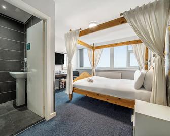 Bluewaters Hotel - Blackpool - Bedroom