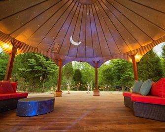 Retreat, Recharge, Renew in a Secluded Paradise - Leopold - Patio