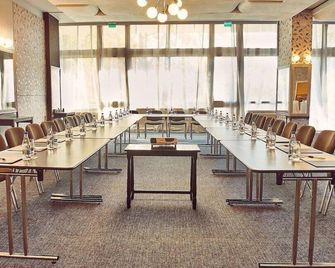 Continental Drobeta Turnu Severin - Drobeta-Turnu Severin - Sala de reuniones