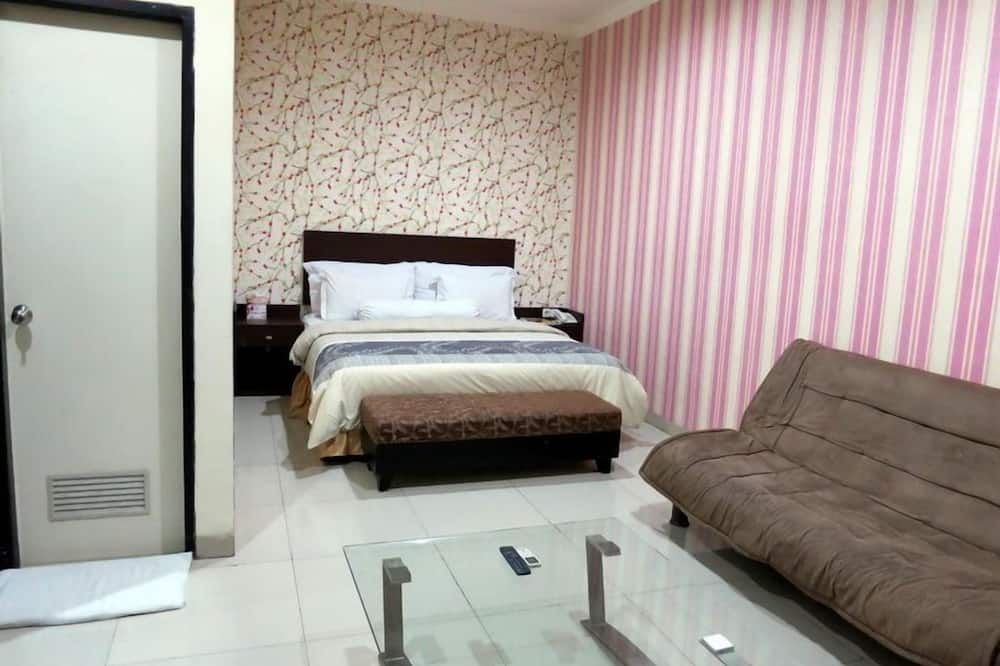 Vindhika Hotel - מקאסר - חדר שינה