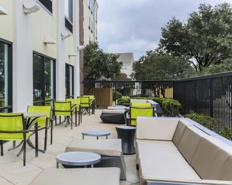 SpringHill Suites by Marriott Austin Parmer/Tech Ridge - אוסטין - פטיו