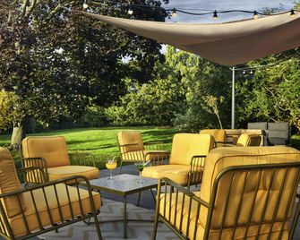 Novotel Roissy Saint-Witz - Saint-Witz - Terasa
