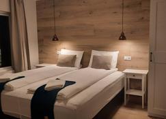 Stracta Apartments - Kirkjubaejarklaustur - Bedroom