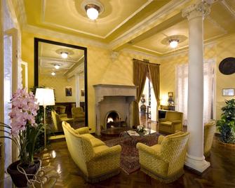 Grand Hotel Vittoria - Pesaro - Σαλόνι ξενοδοχείου