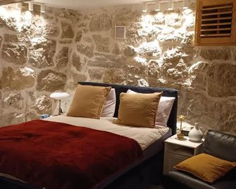 Charming Central Home - Спліт