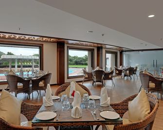Spectrum Resort & Spa - Udaipur - Restoran