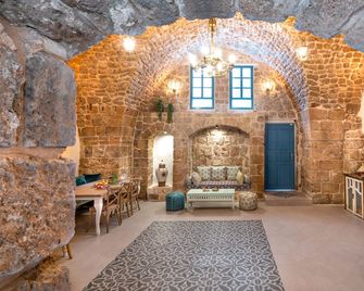 Arabesque Arts & Residency - Akko - Living room