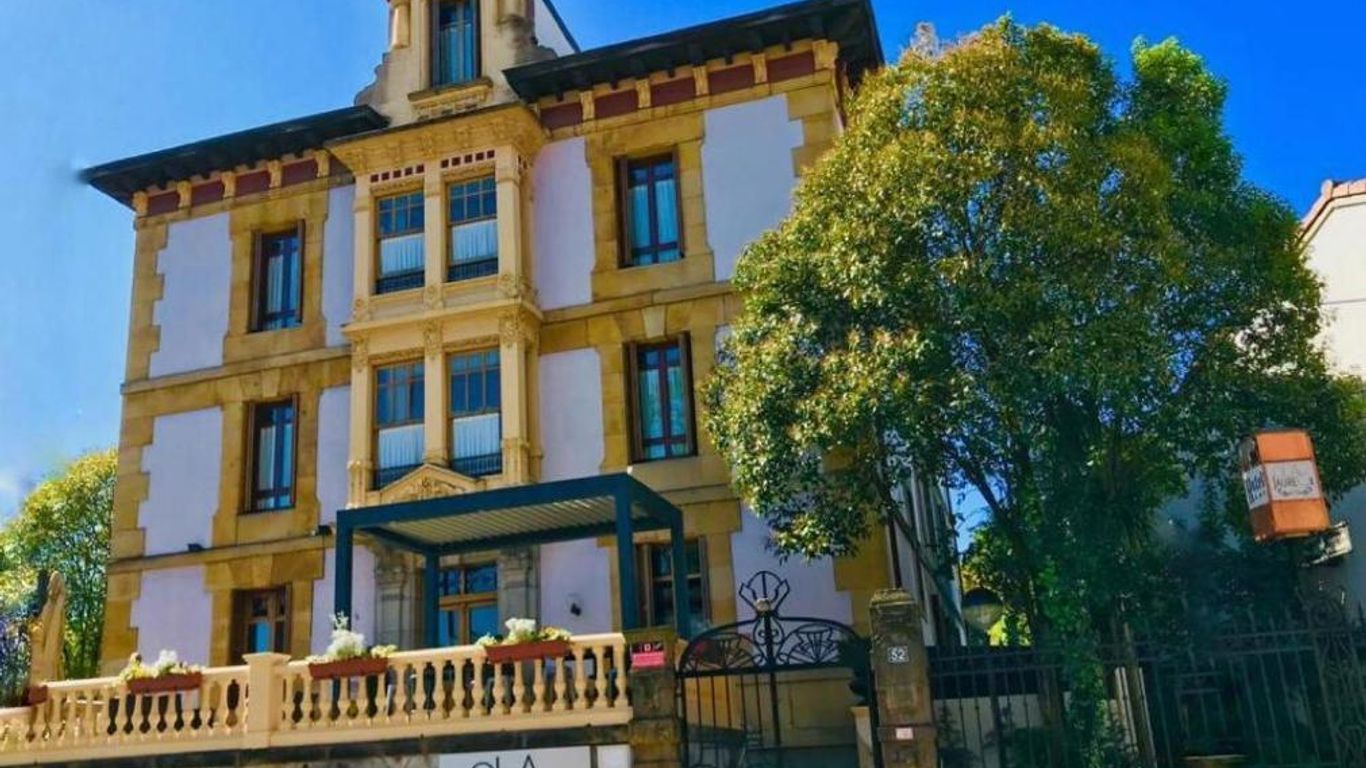 Hotel Olajauregi