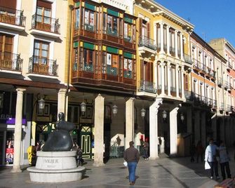 Hostal Becares - Palencia