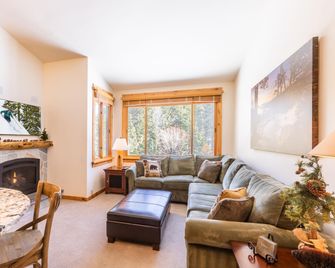 Northstar California Resort - Truckee - Salon