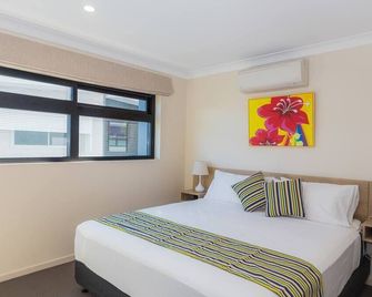 Stylish, modern king hotel room in Brisbane - ווילסטון