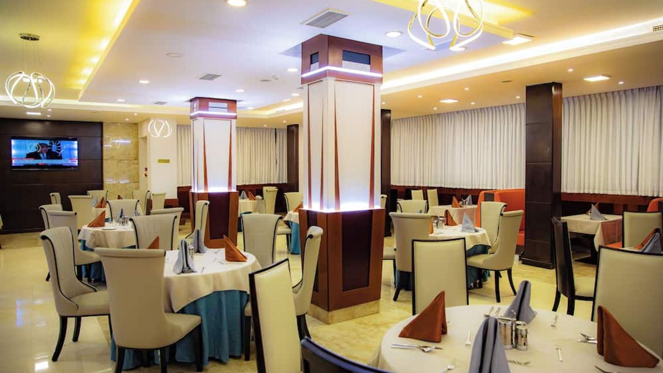 آيزمان هوتل