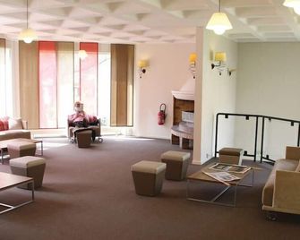 Domaine De Château-laval - Gréoux-les-Bains - Σαλόνι