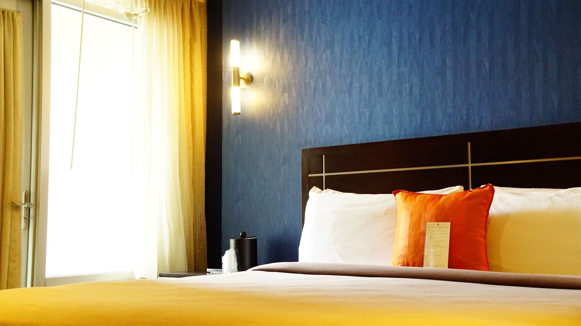 Nesva Hotel - Queens
