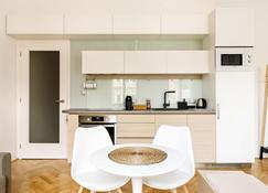 Apartment Brno - Brno - Kitchen