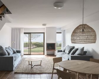Es Blau Des Nord Hotel - Artà - Living room