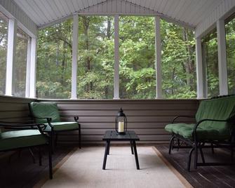 Mountain Beauty Awaits. Minutes From Bryce Resort. - Basye - Lounge