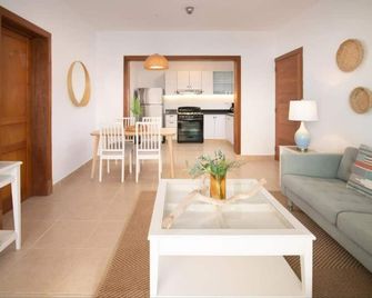 Lumina At Jardines Punta Cana Village - Punta Cana - Living room
