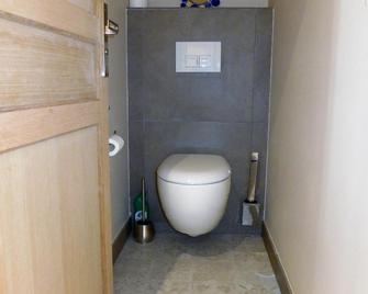 Poles Apart - Ax-Les-Thermes - Salle de bain