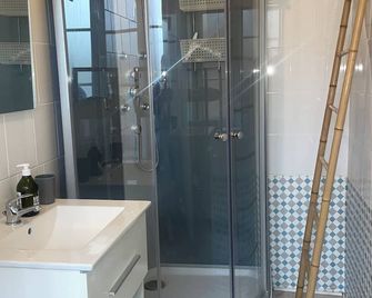 La Résidence du Canal de Bourgogne - Montbard - Bathroom