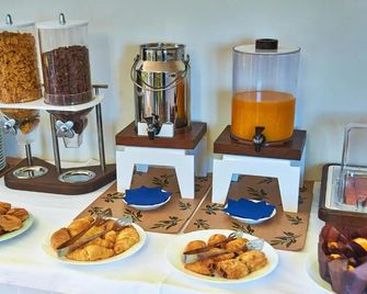 Element Hotel - Elafonisos - Buffet
