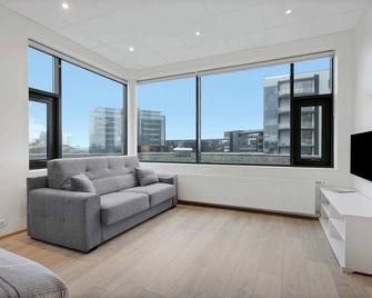 Blue Mountain Apartments - Economy Studio - Kópavogur - Pokój dzienny