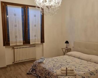 Appartamento Via Loreto - Pistoia - Bedroom