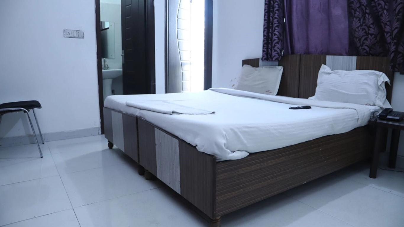 Hotel Airport Land