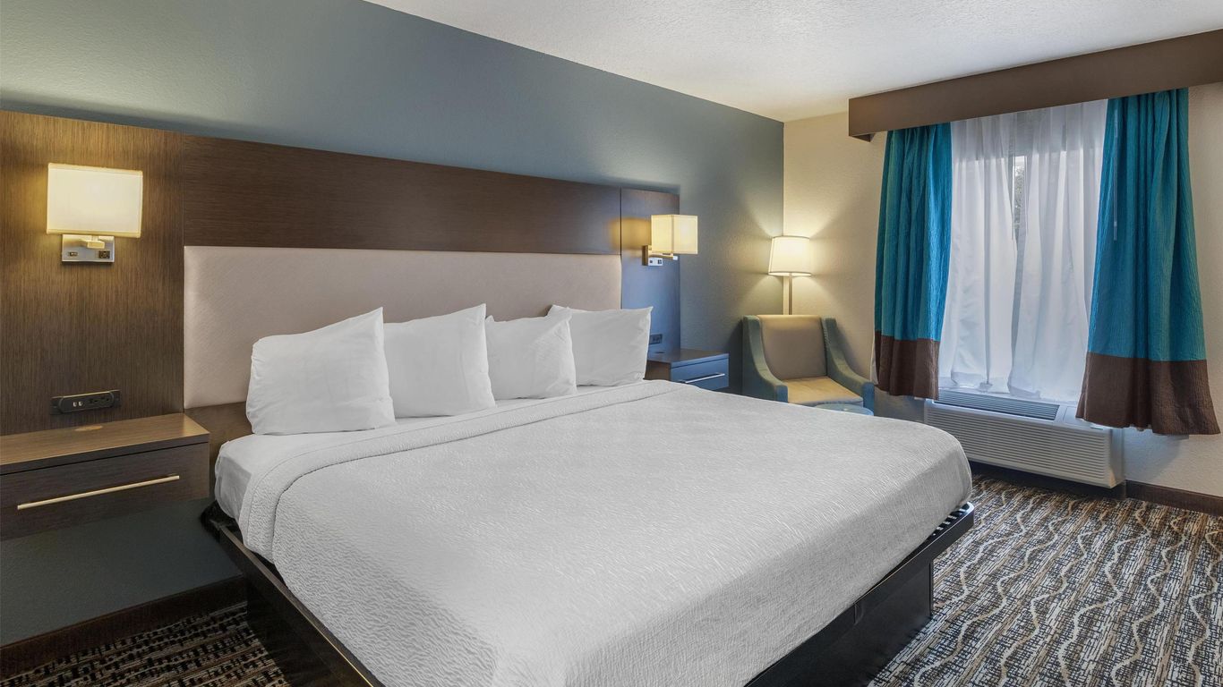 Best Western Waldo Inn & Suites