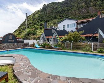 Cork House - Fernandes Cottage - Ponta Delgada - Piscina