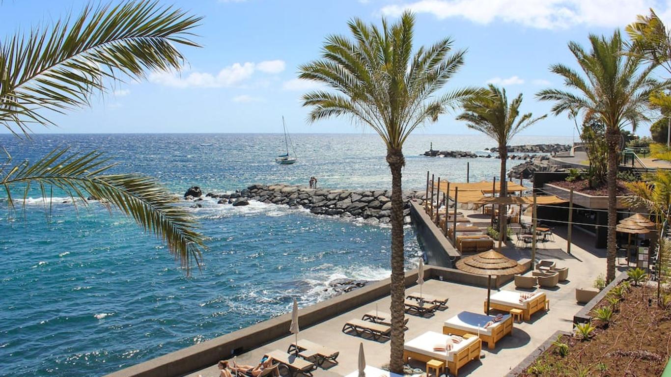 Saccharum Resort