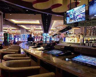 Mapleridge House - Woodland - Bar