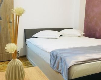 Ultracentral Studio - Craiova - Dormitor