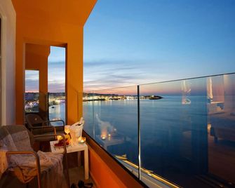 Palmera Beach Hotel Χερσόνησος - Χερσόνησος - Μπαλκόνι