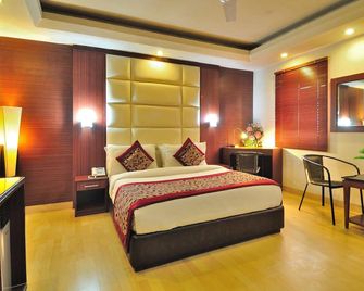 Hotel Krishna Residency at Dwarka - New Delhi - Bedroom