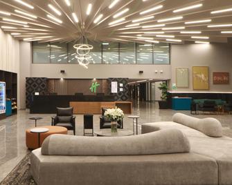 Holiday Inn & Suites Mexico Felipe Angeles Airport - Zumpango - Lobby
