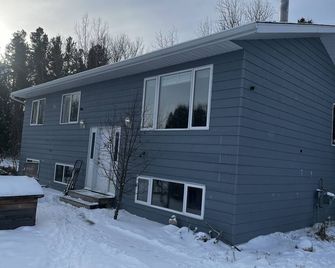 Cozy Country Living - Nipawin - Building