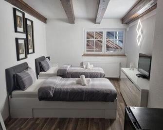 Gästezimmer Sarstedt - Sarstedt - Bedroom