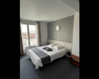 Hotel d Orléans - Angoulême - Bedroom