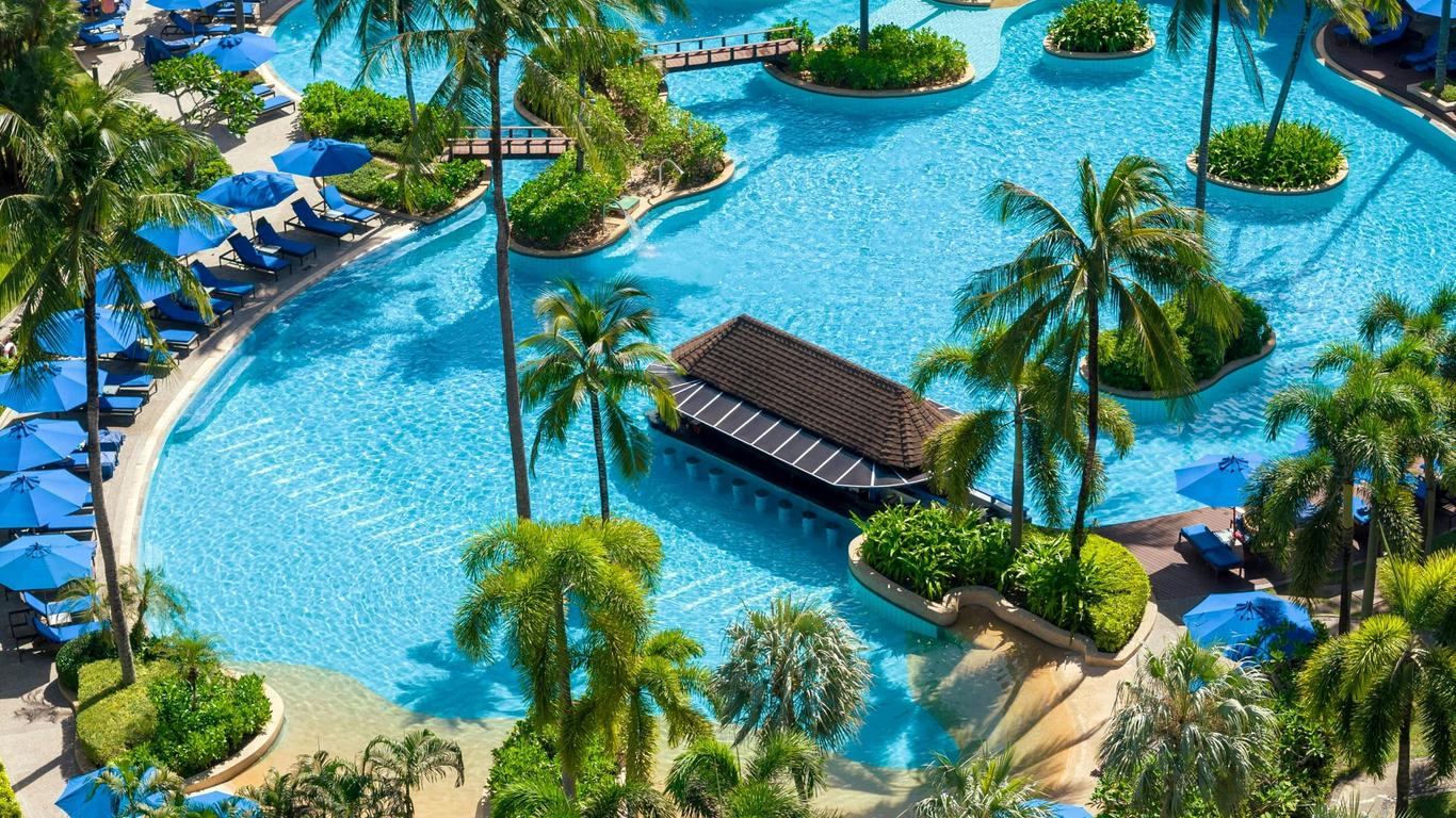 منتجع بوكيت ماريوت ريزورت آند سبا، ميرلين بيتش