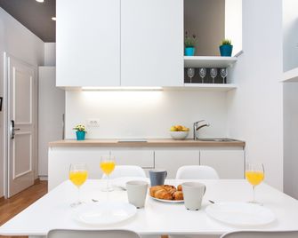 Loox Apartments Hatzova - Zagreb - Dining room