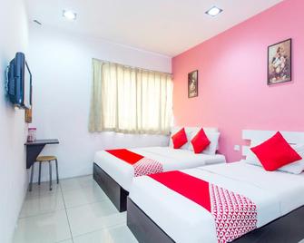 Oyo 162 FB Hotel - Kuala Lumpur - Bedroom