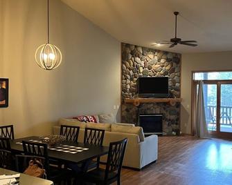 New Listing-Castle Rock Lake Condo - Mauston