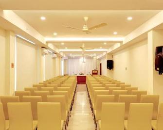 Hotel Floral Park - Kottayam - Meetingraum