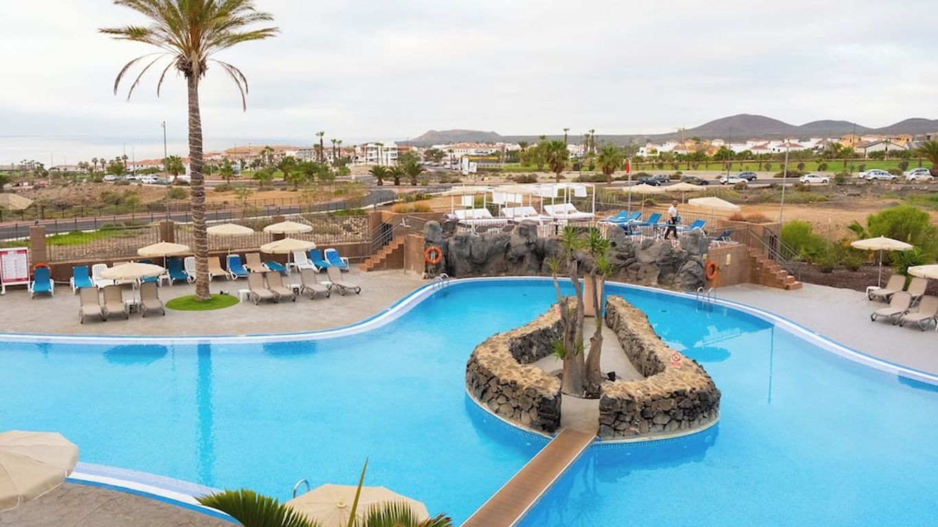 Grand Muthu Golf Plaza Hotel