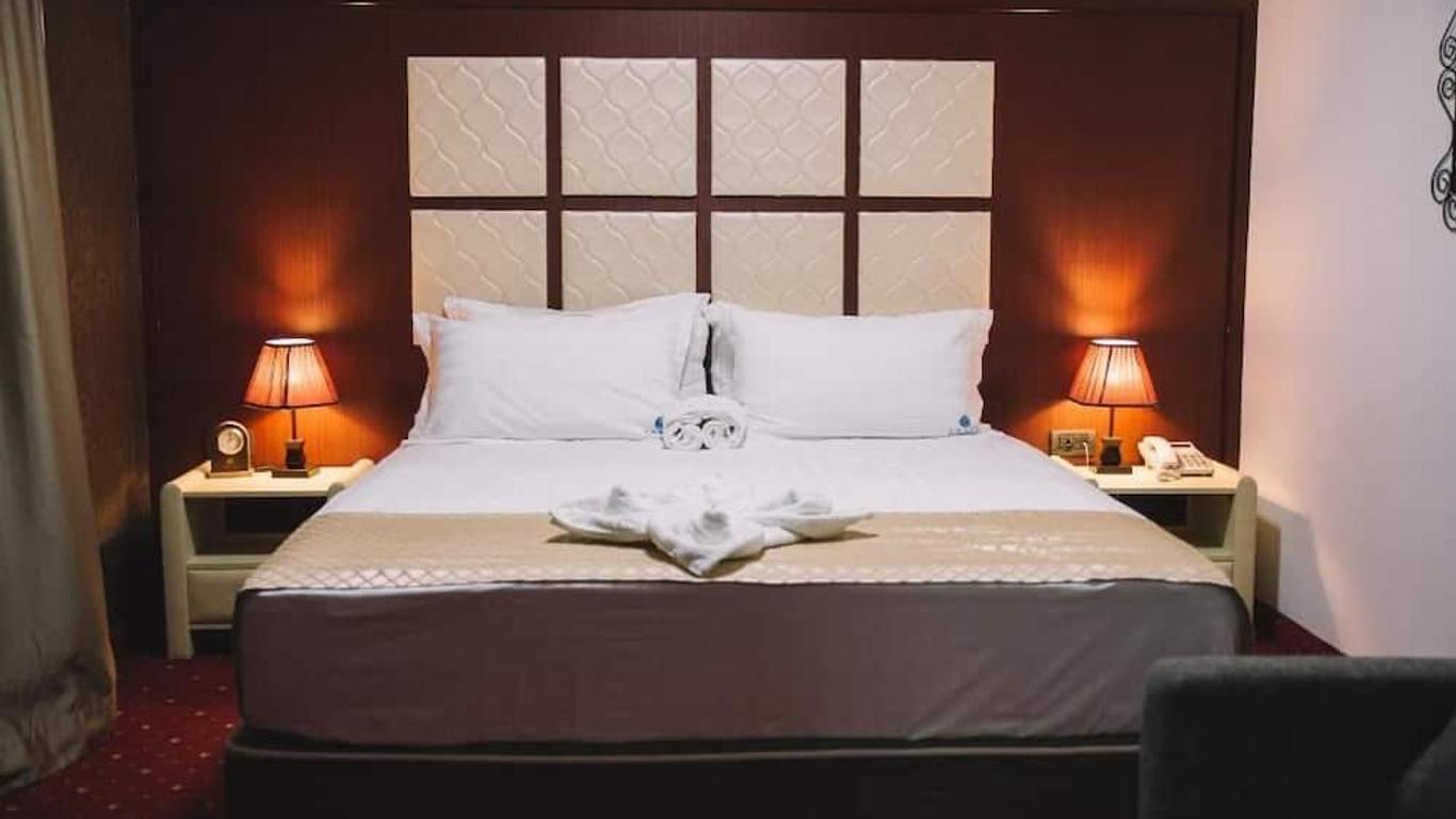 Petriti & Spa