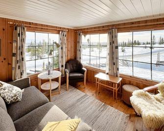 Beautiful Home In Vang På Hedmarken - Rena - Living room